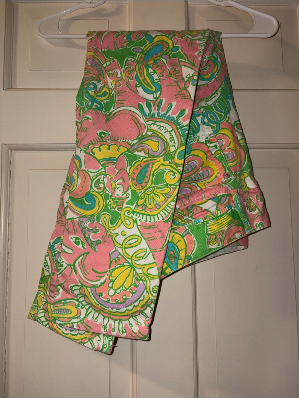 Lilly Pulitzer Pink, Green & Yellow Paisley Skinny Mini-Zip Pants
